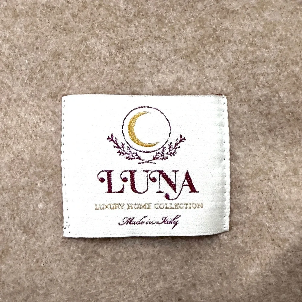 Luna Luxury Home Collection Wool Cashmere 54x56 Throw Blanket Italy Camel Cream